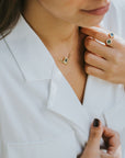 V Shiny Necklace